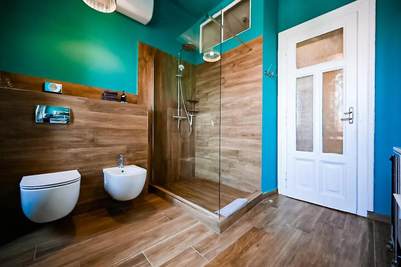 Apartment '2R' City Center Holidays And Workstays Rijeka Croatia