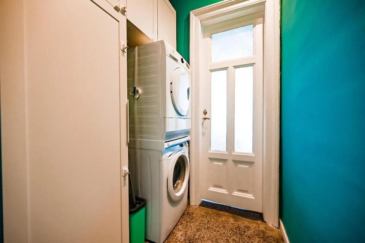 '2R' City Center Holidays And Workstays Ριέκα 0*,